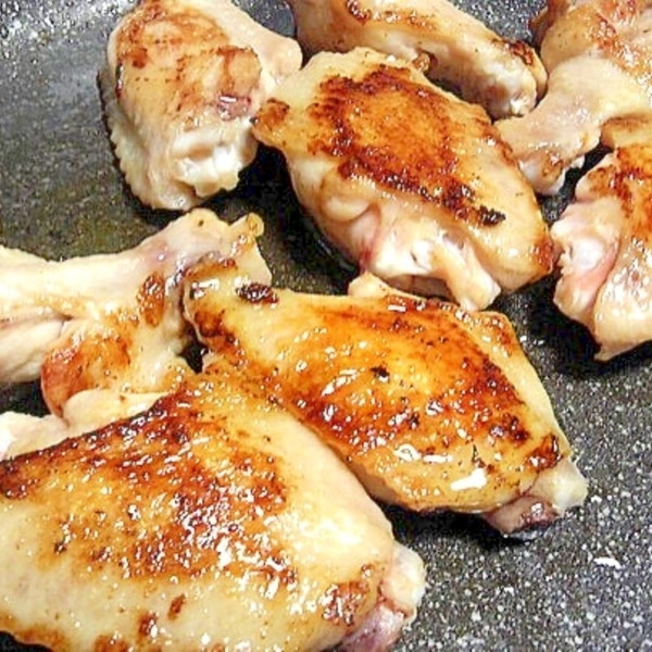 フライパンで焼くパリッと手羽先 手羽元 レシピ 作り方 By デラみーやん 楽天レシピ フライパンで焼くパリッと手羽先 手羽元 レシピ 作り方 By デラみーやん 楽天レシピ