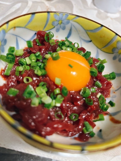 焼肉のタレで♪ 馬刺しユッケ♡ クジラやマグロでも