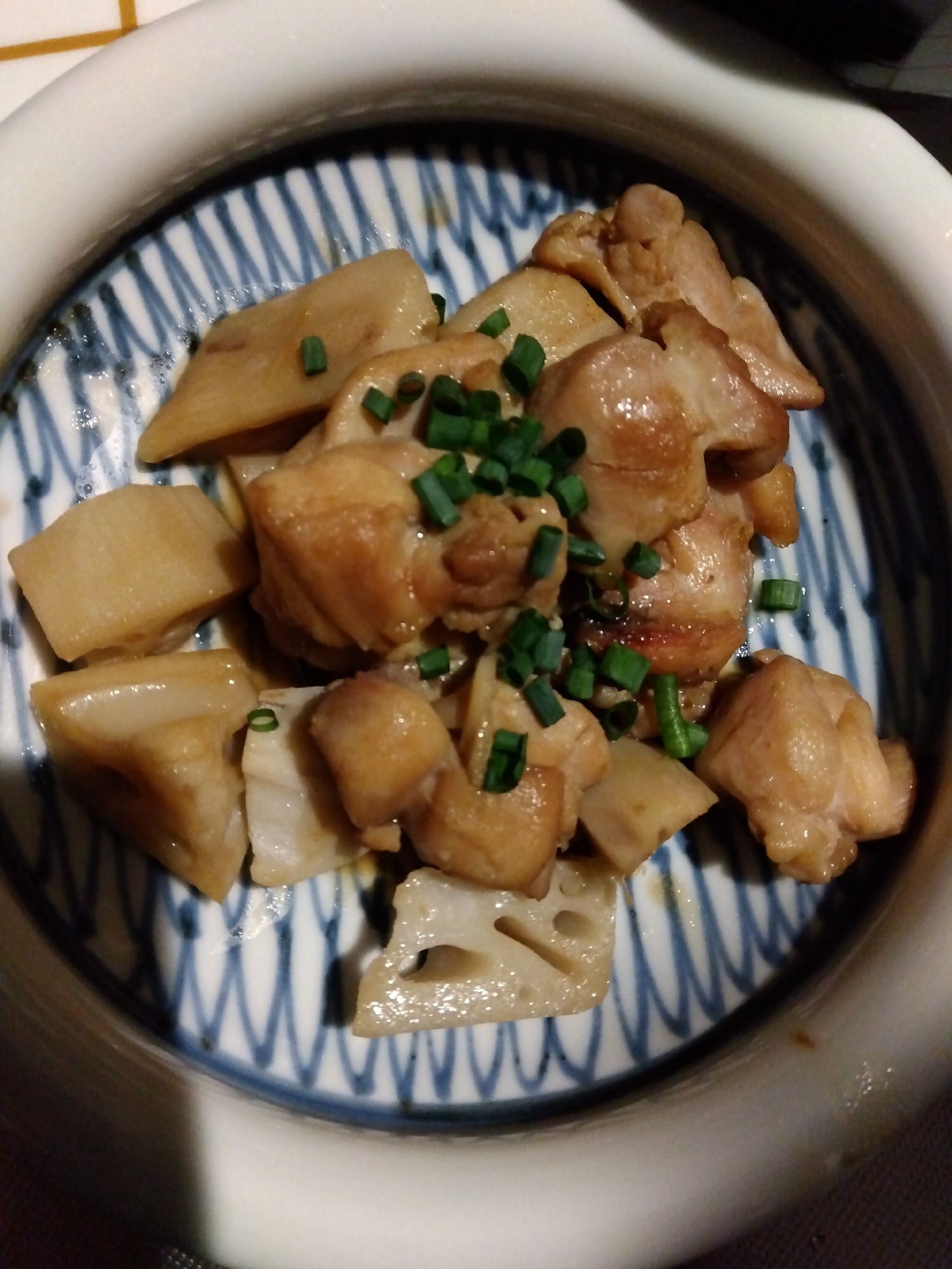 鶏もも肉とレンコンの炒め物