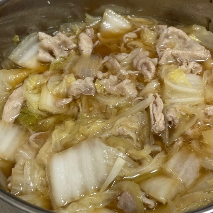 あったまる〜！お鍋で豚肉と白菜煮