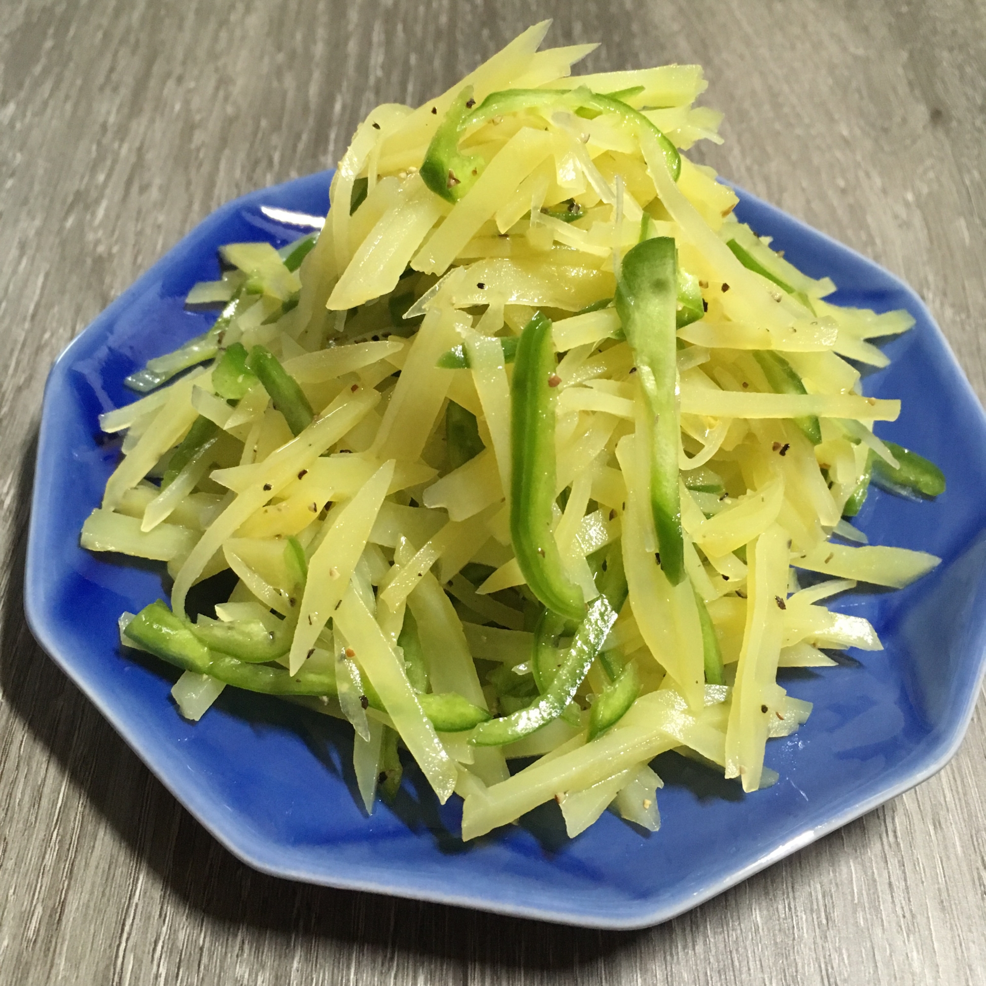 千切りじゃが芋とピーマンの中華和え♪