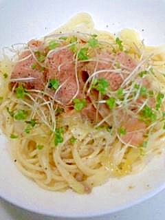 玉ねぎとローストビーフのパスタ