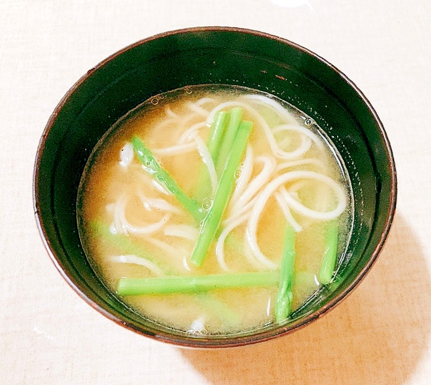 素麺とアスパラの味噌汁