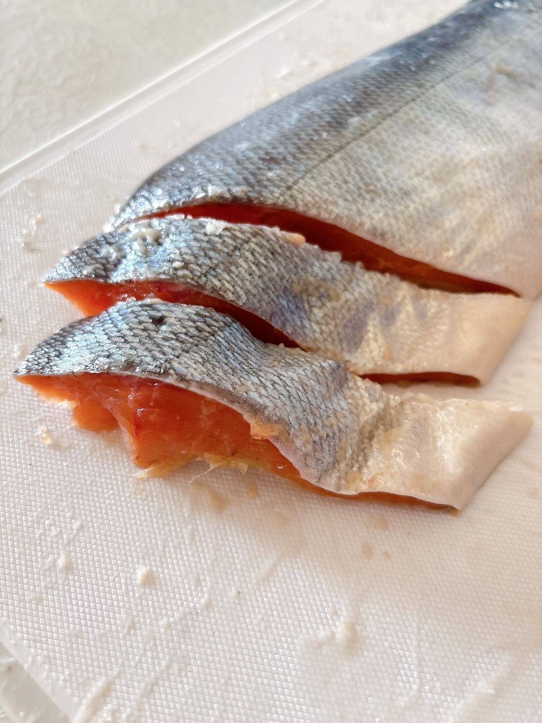 新巻鮭の切り方