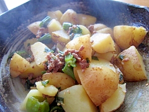 鶏挽き肉じゃが煮