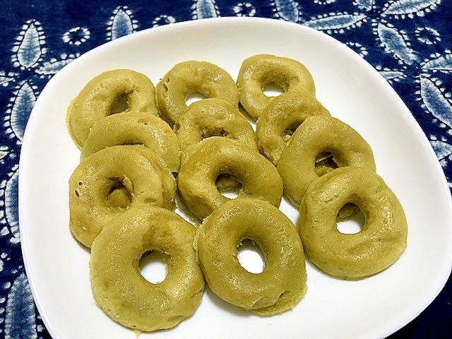 レンジで作る抹茶のミニドーナツ