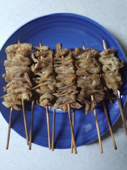 フライパンで簡単、鶏皮の焼き鳥♪