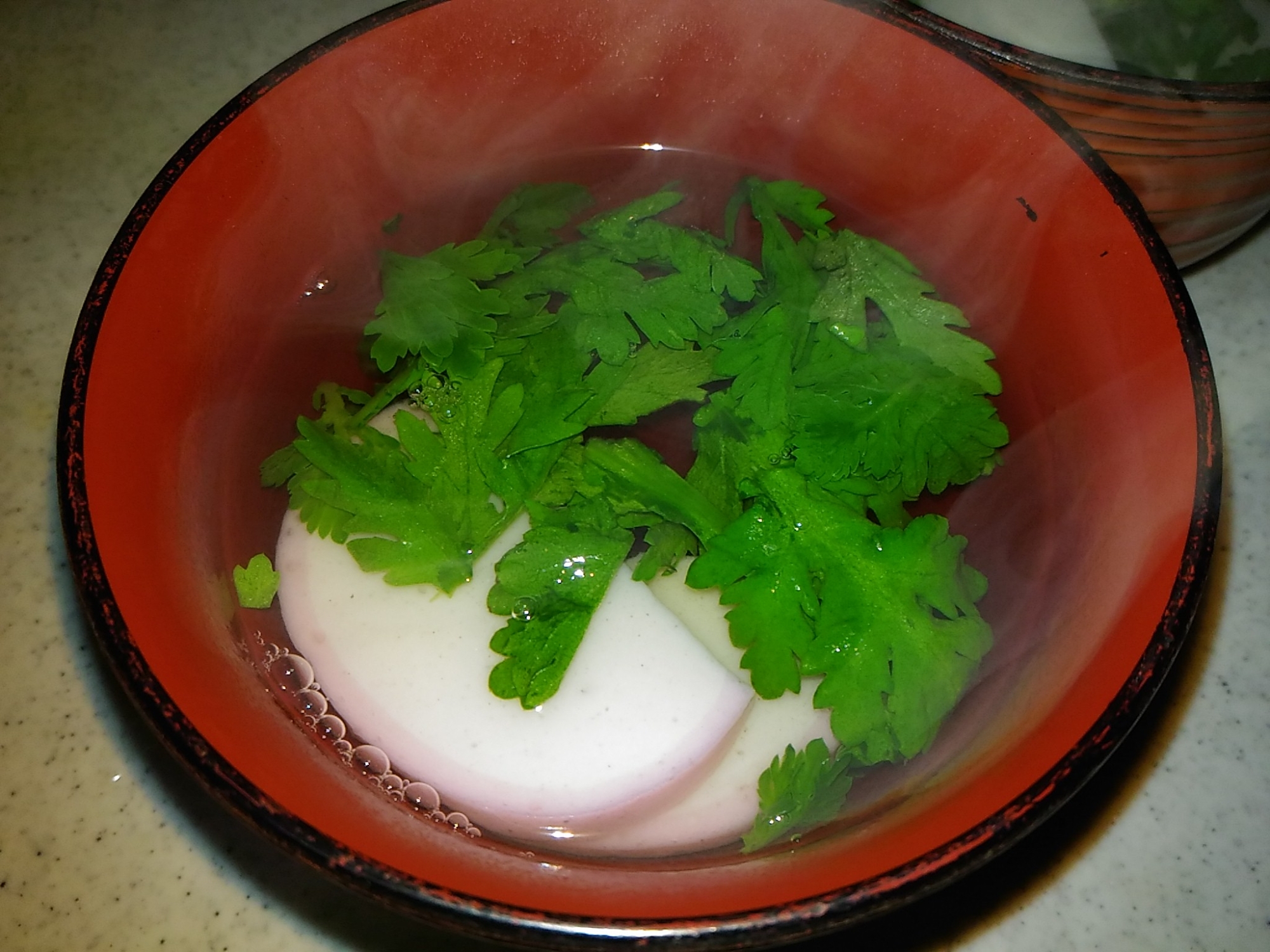 菊菜と蒲鉾の澄まし汁