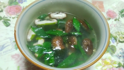 椎茸とわかめのスープ
