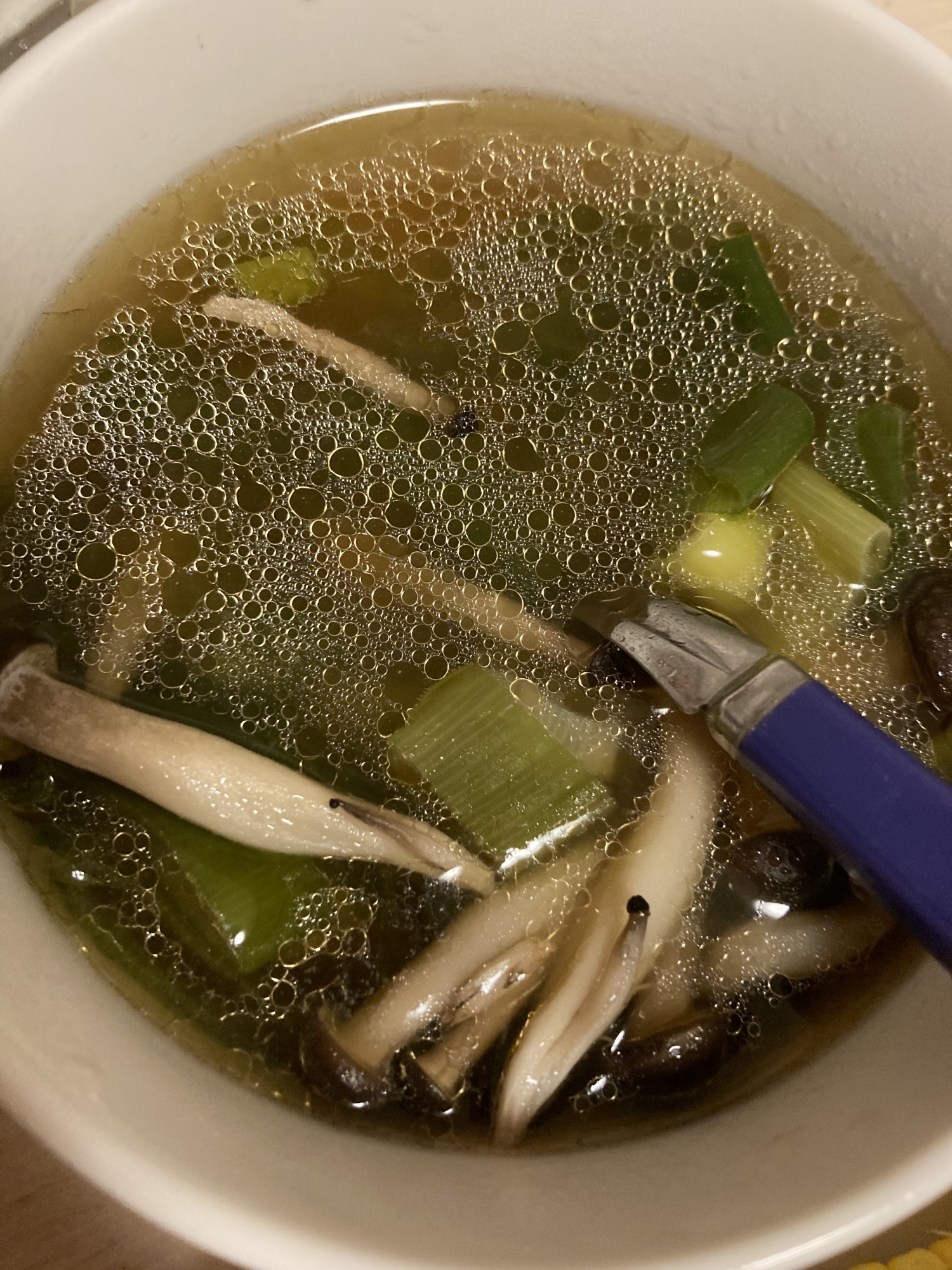 長ネギ　しめじ中華スープ