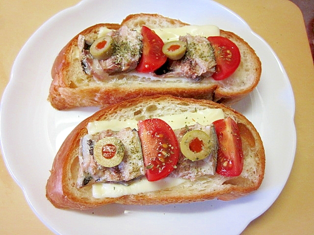 いわし缶でチーズ トマトのオープントースト レシピ 作り方 By アルプスの乙女 楽天レシピ いわし缶でチーズ トマトのオープントースト レシピ 作り方 By アルプスの乙女 楽天レシピ