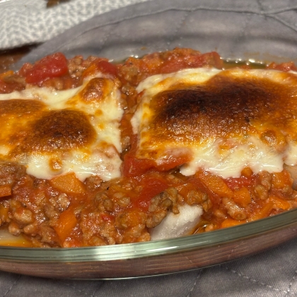 お雑煮に飽きたら･･･お餅のミートソースグラタン♪
