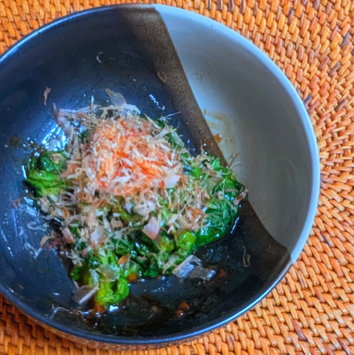 サンチュのおひたし梅オイスター和え