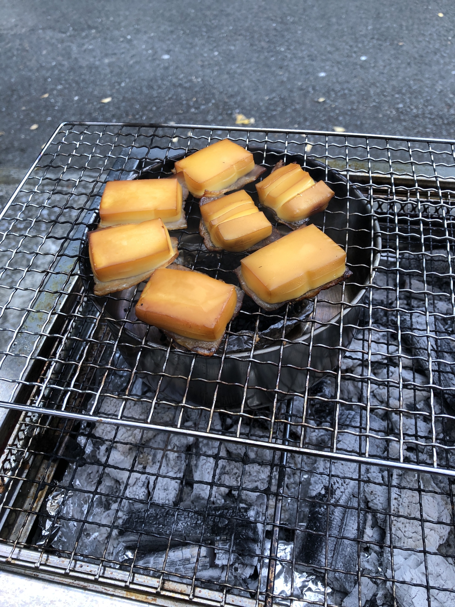 網にくっつかない　スモークチーズ