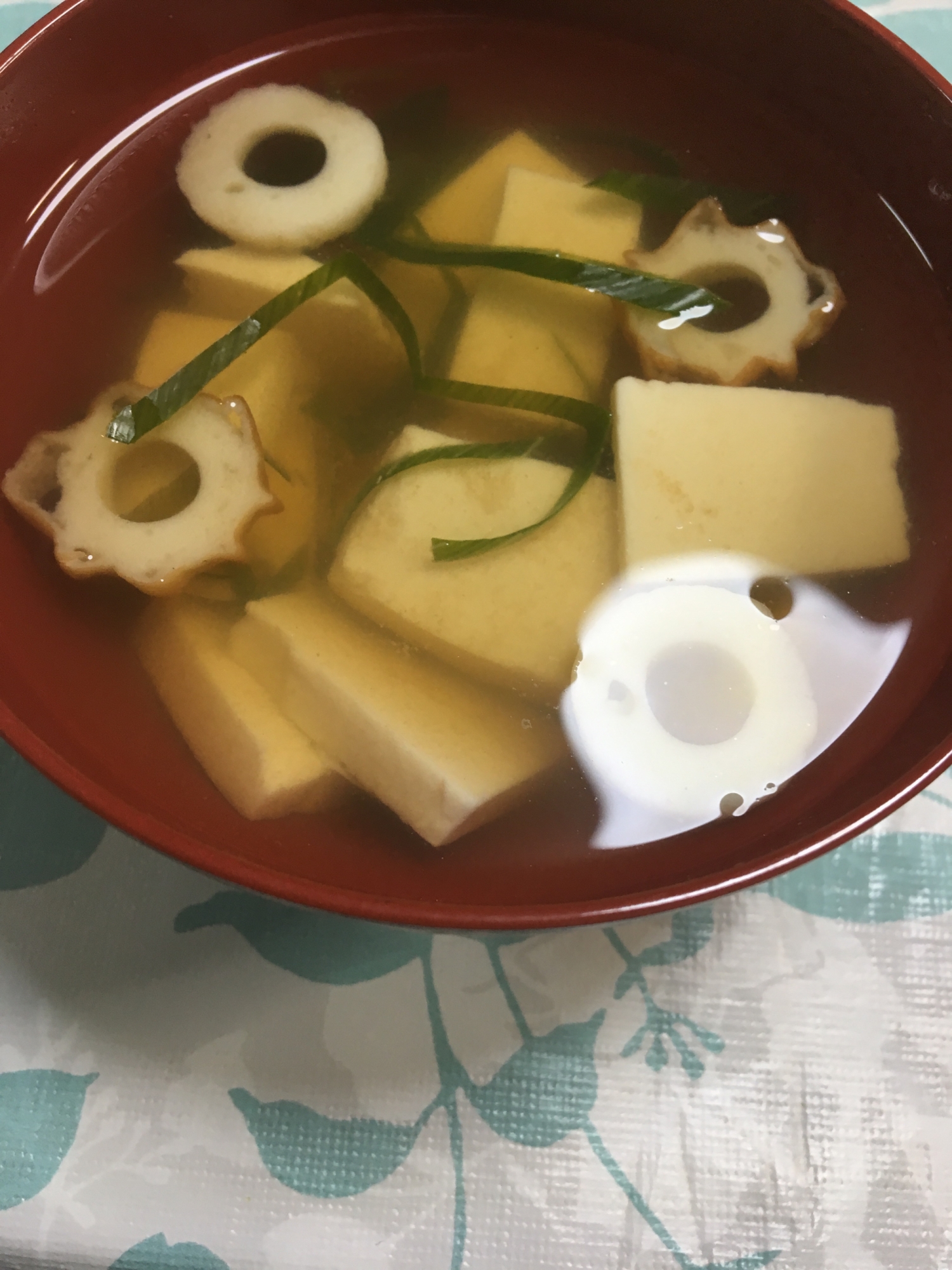 豆腐と竹輪とネギのお吸い物(*^^*)☆