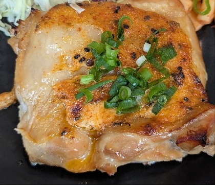 ガーリック醤油で頂くチキンステーキ