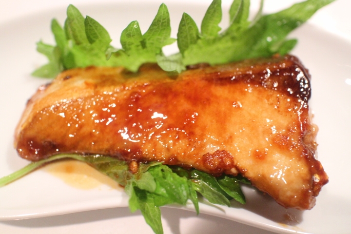 隠し味はニンニク 食欲を刺激するブリの照り焼き レシピ 作り方 By Seika A 楽天レシピ 隠し味はニンニク 食欲を刺激するブリの照り焼き レシピ 作り方 By Seika A 楽天レシピ