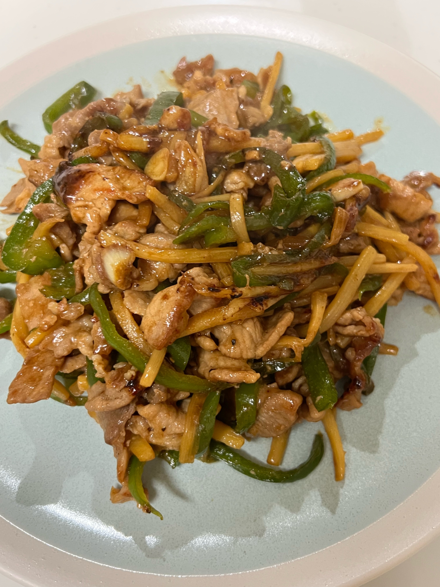 野菜たっぷり♪豚肉の青椒肉絲風炒め