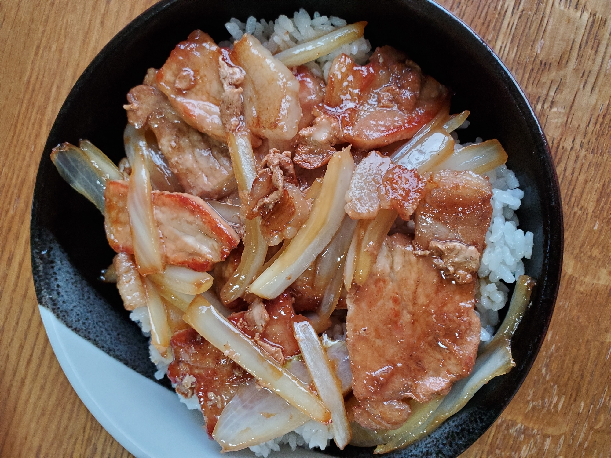 豚肩ロースと白菜の甘辛丼