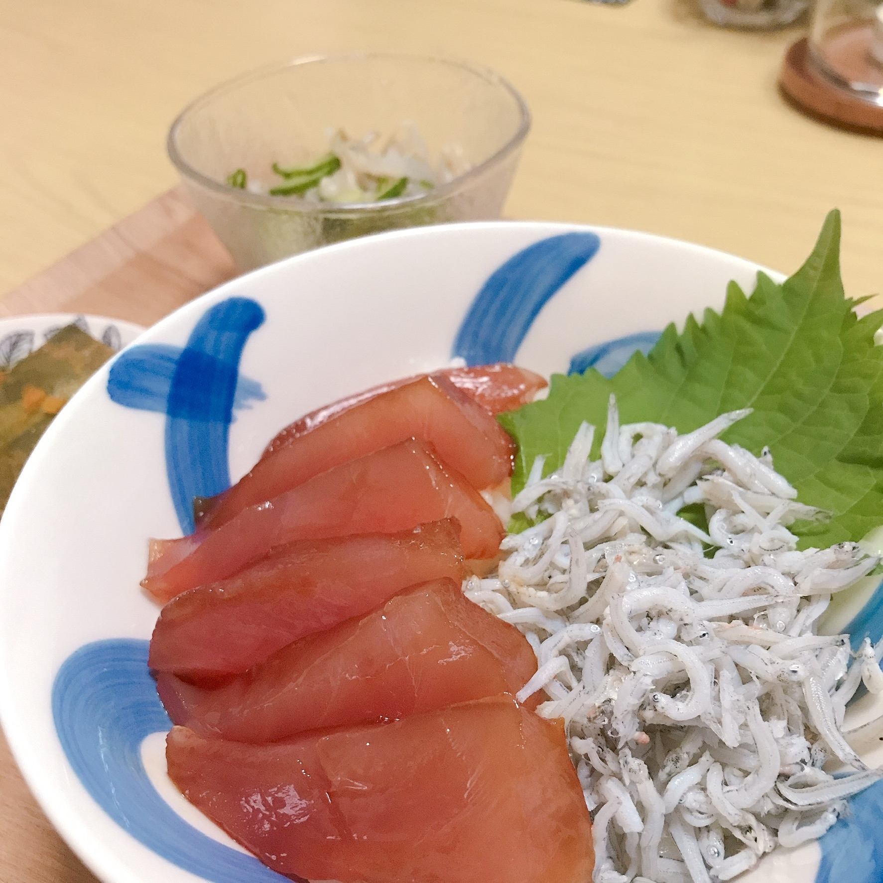 【マグロ漬けしらす丼】夏の暑い日にも☺︎