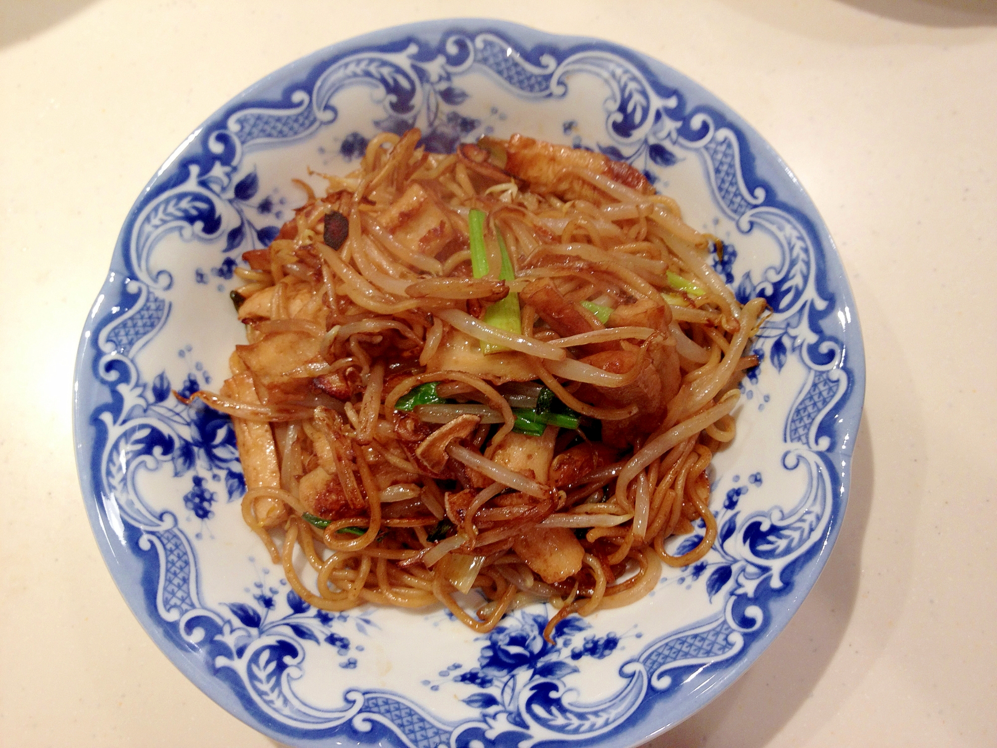 意外な材料でコクUP！ソース焼きそば