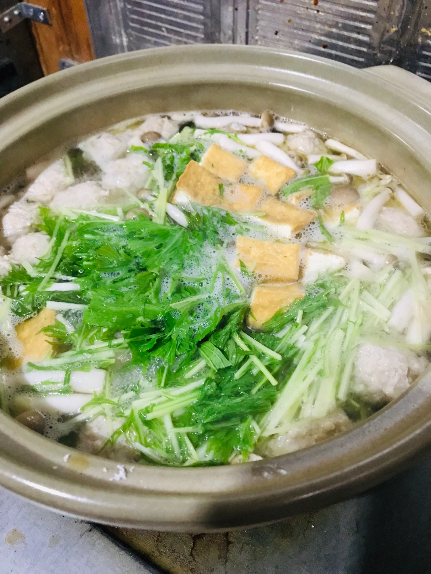 水菜と肉団子の塩麹鍋