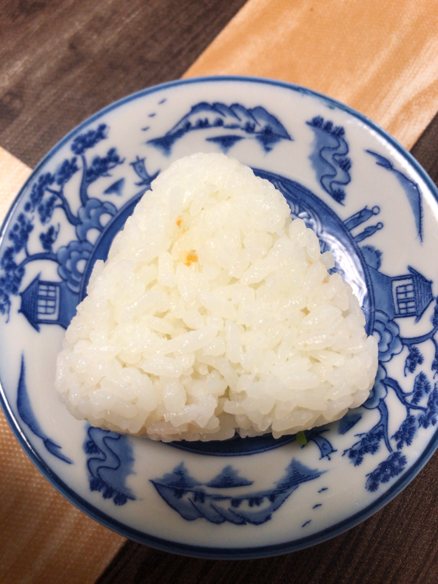 きゅうりと梅肉チューブのおにぎり レシピ 作り方 By 桜 咲子 楽天レシピ きゅうりと梅肉チューブのおにぎり レシピ 作り方 By 桜 咲子 楽天レシピ