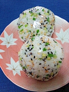 ごま油プラスで ねぎごまおにぎり レシピ 作り方 By Nyan260 楽天レシピ ごま油プラスで ねぎごまおにぎり レシピ 作り方 By Nyan260 楽天レシピ
