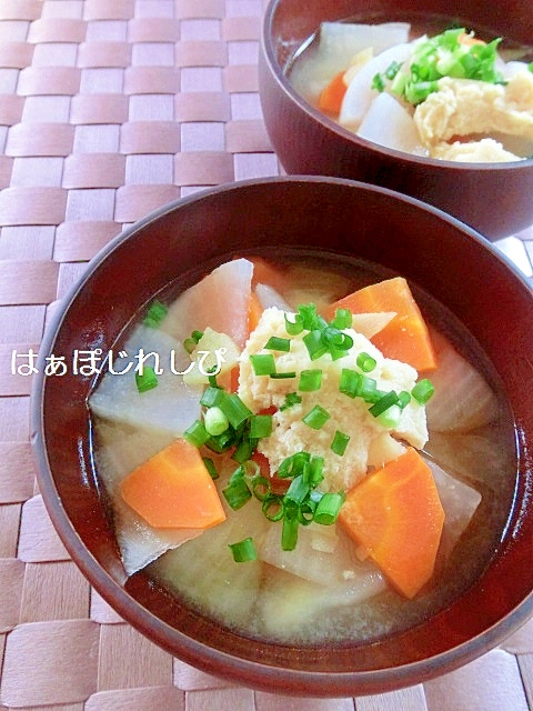 冷凍豆腐の豚汁風お味噌汁✿