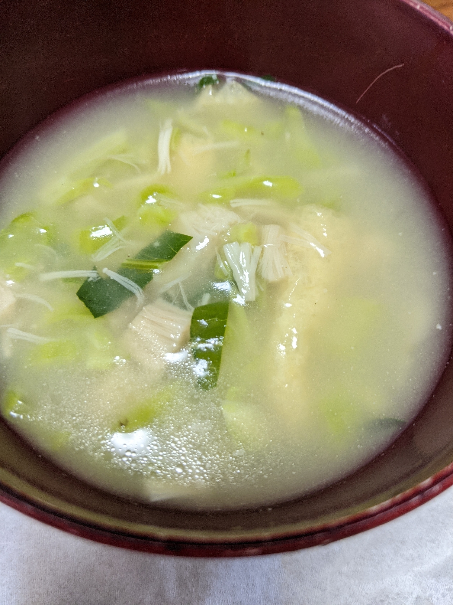 キャベツとえのきのねぎの味噌汁