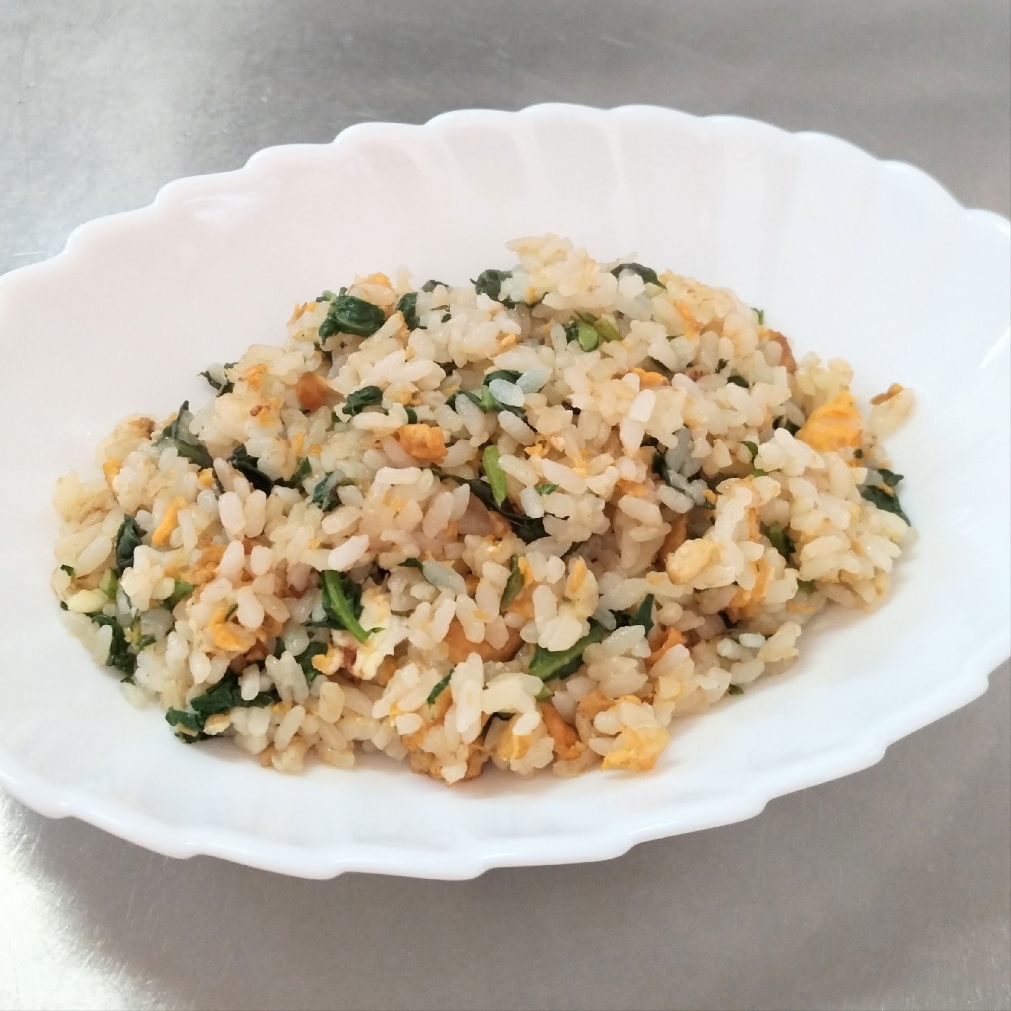 大根葉と卵の炒飯