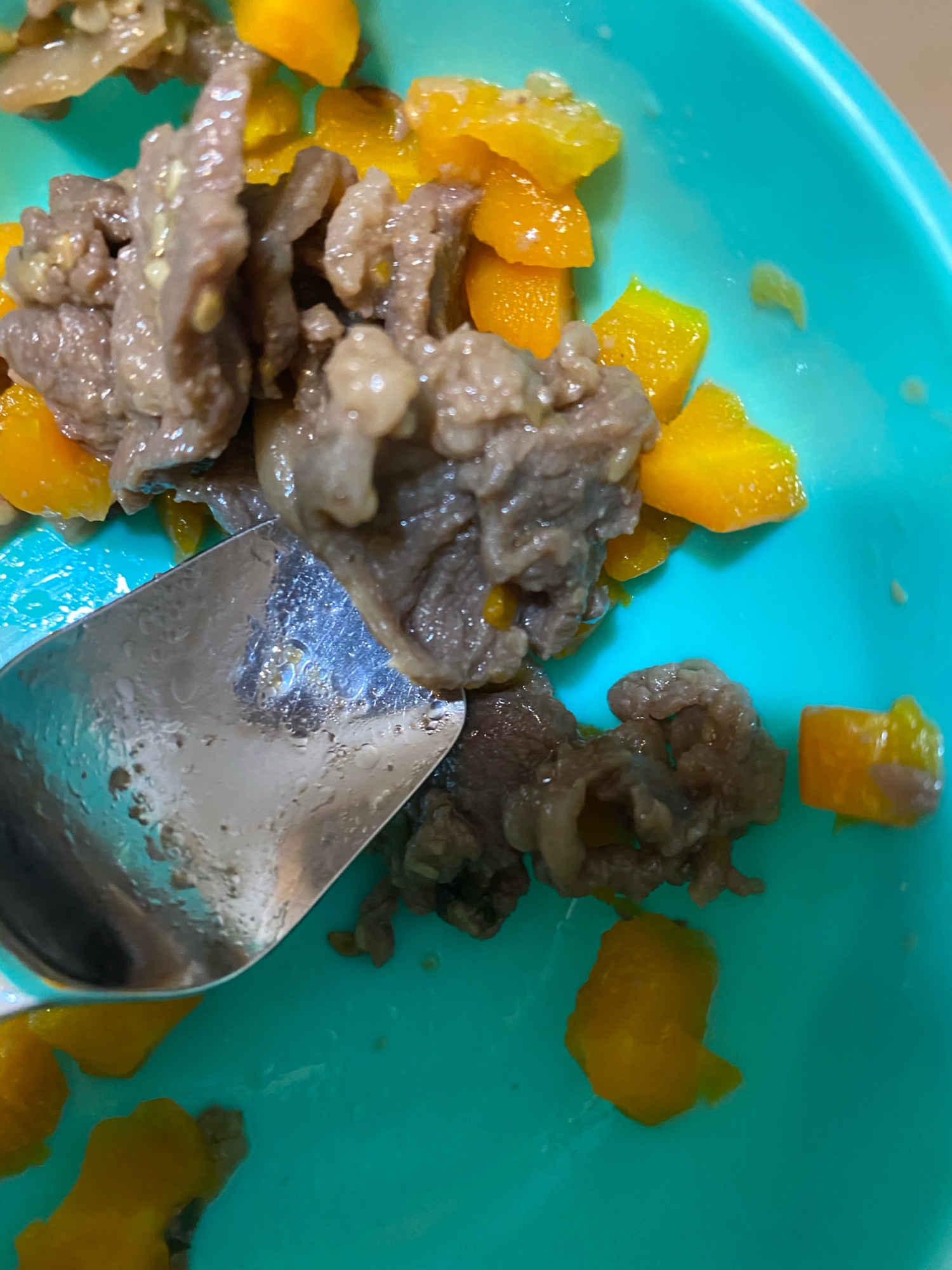 幼児食⭐牛肉とにんじんの炒め