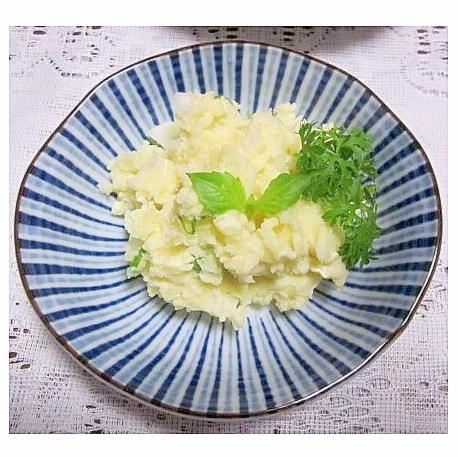 ポテトサラダ（きゅうり入り）
