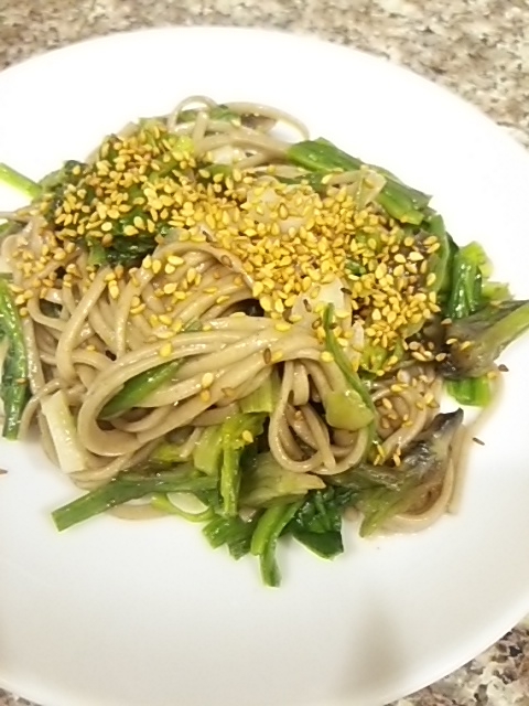 ほうれん草のエスニックお蕎麦