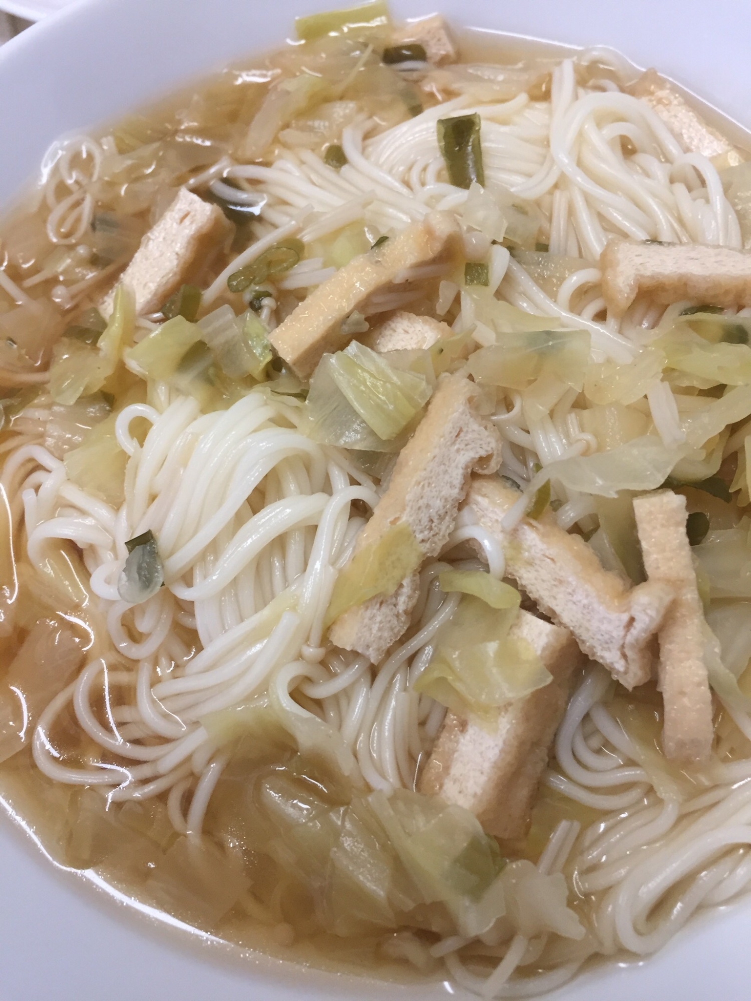 キャベツと油揚げのにゅうめん