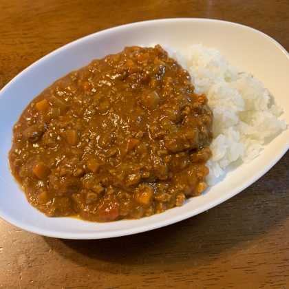 美味しかったです(*´꒳`*)
息子も旦那も私もおかわりwww
じゃがいも入ってないから冷凍できるのも嬉しい！今度はナンで食べてみたい♡