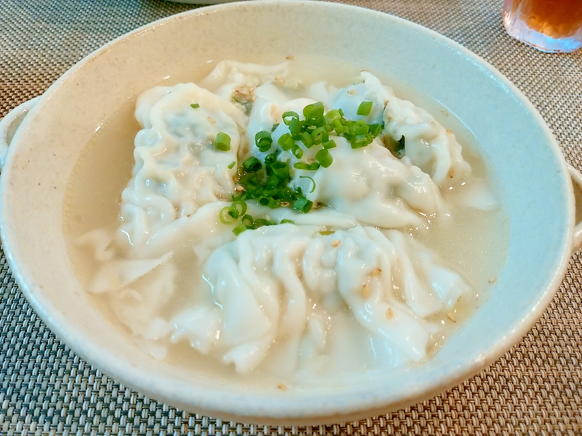 体、温まる☆餃子の中華スープ