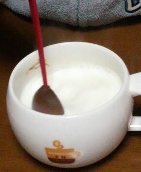 スプーンチョコミルク