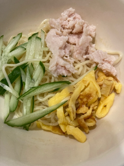 インスタントラーメンで作る☆冷やし中華