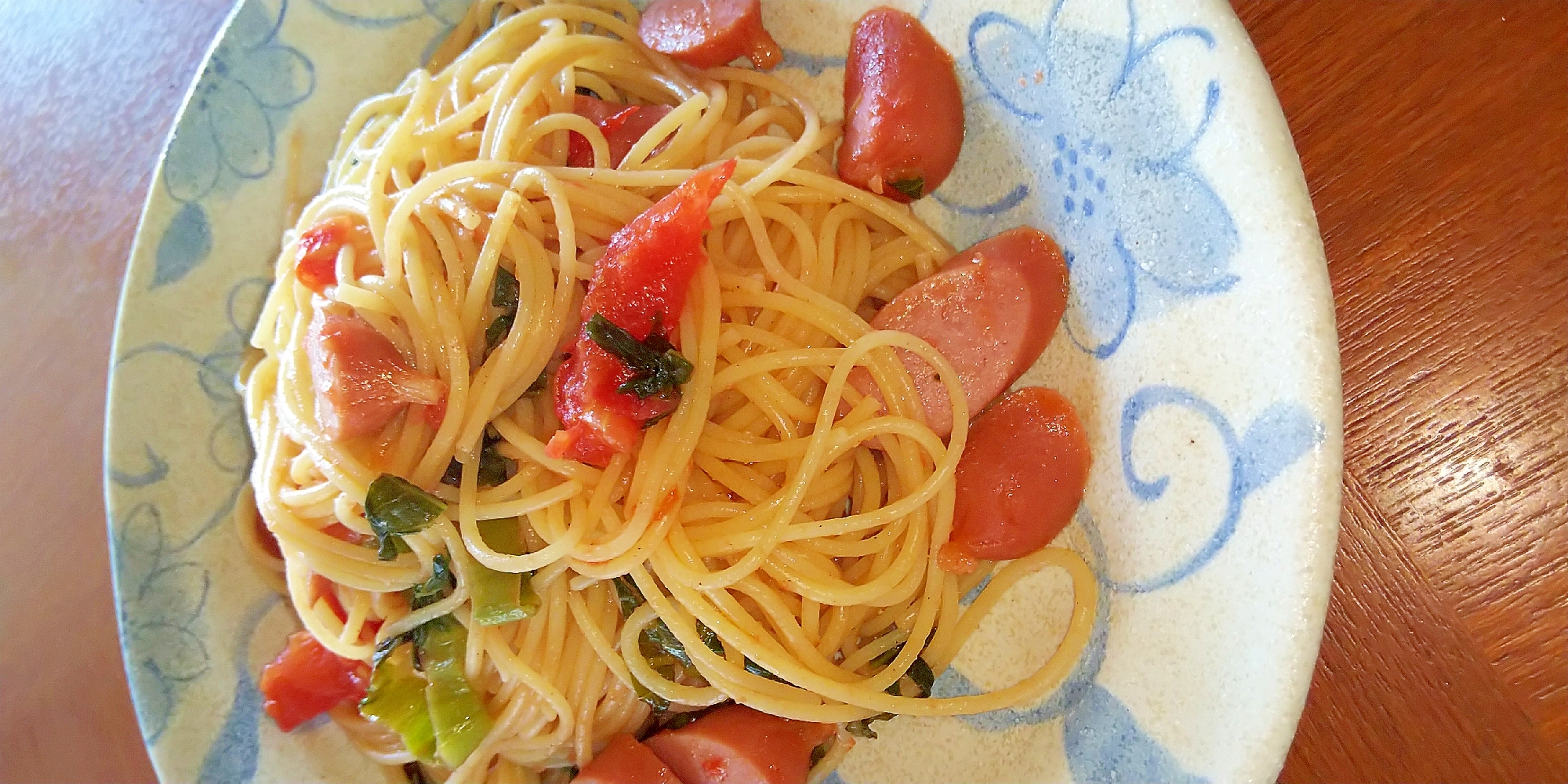 ウインナーと高菜のトマトスパゲティー