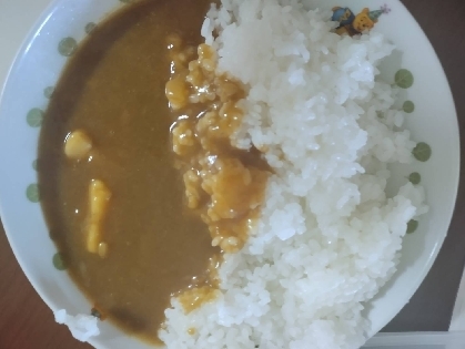 隠し味はコーヒーの粉！濃厚なカレー