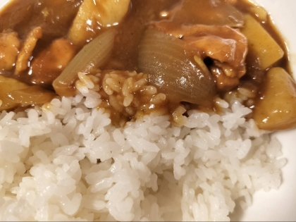 りんご入り♪くたくた牛すじカレー