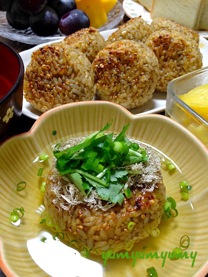 焼きおにぎり＆お茶漬けです☆手早く美味しく簡単に♪