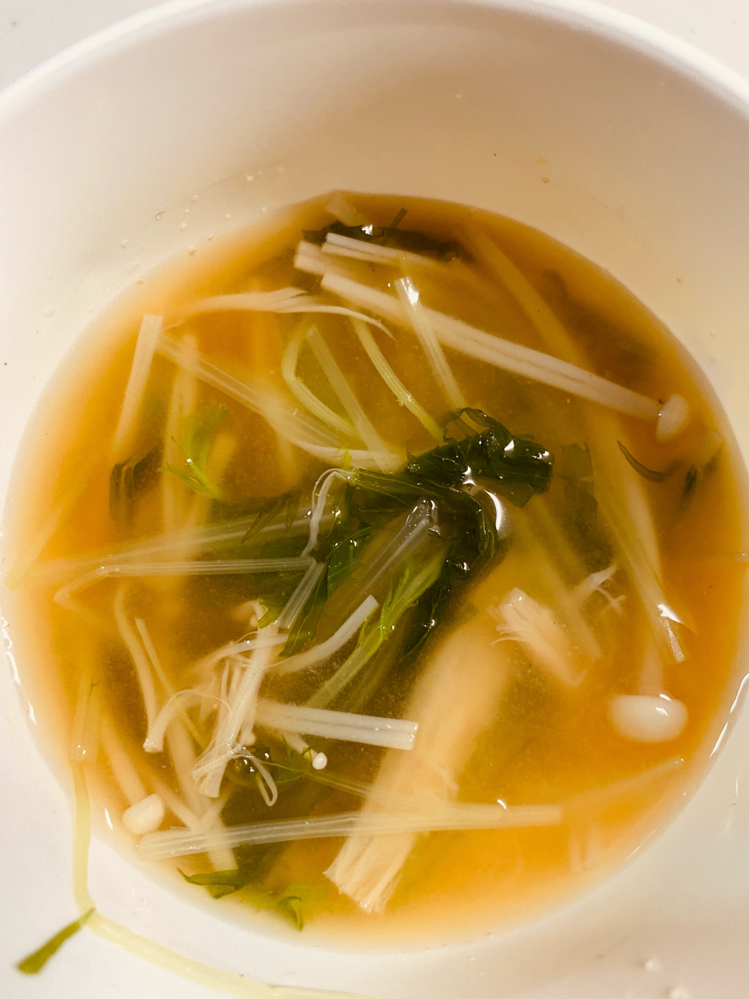 エノキと水菜の味噌汁