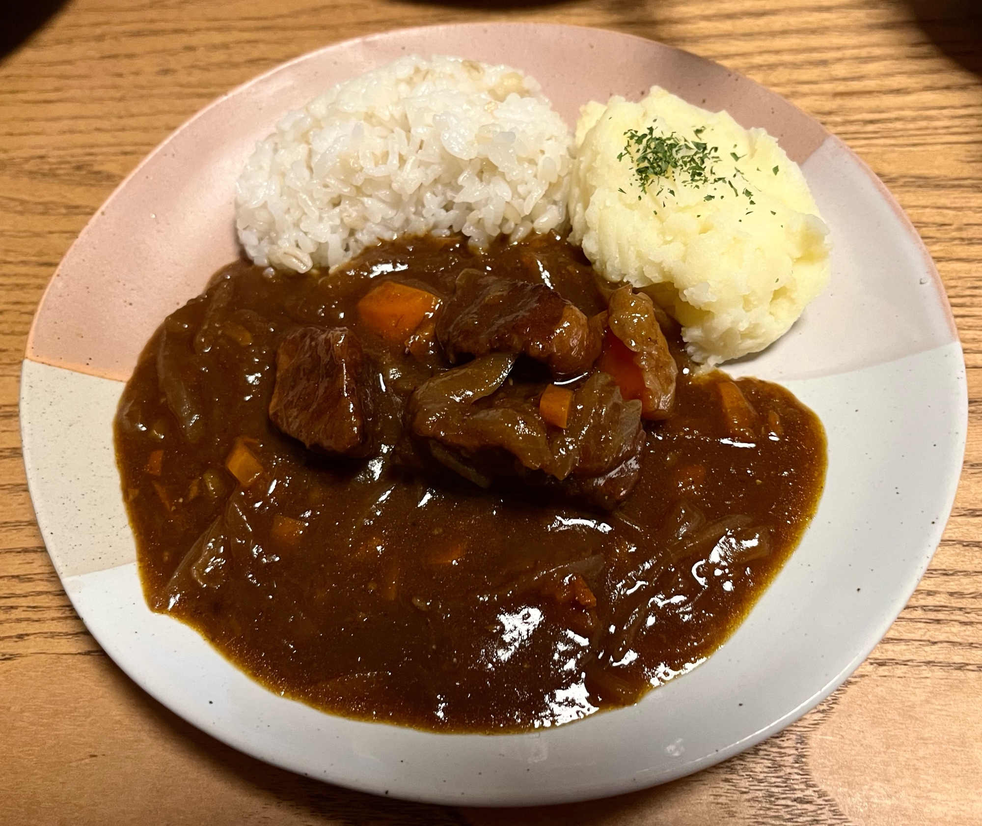 お肉やわらか　ビーフシチュー