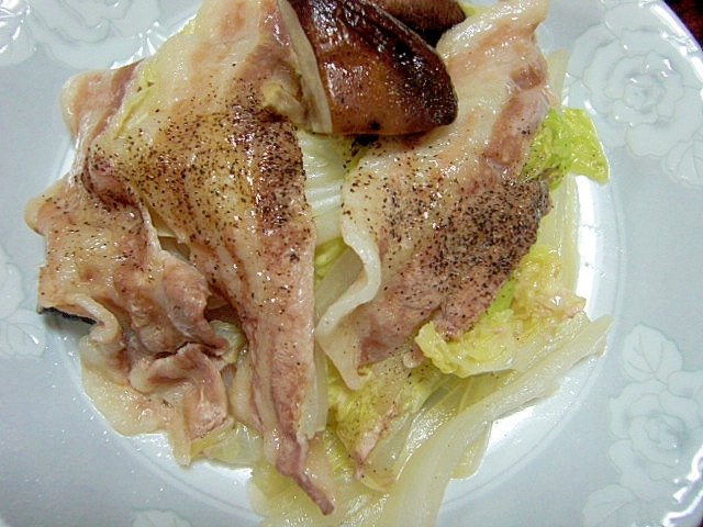 豚バラ肉と白菜蒸し