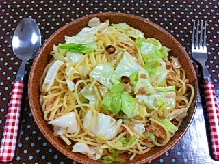 絶品ピリ辛 キャベツとツナで簡単パスタ レシピ 作り方 By F Nana77 楽天レシピ