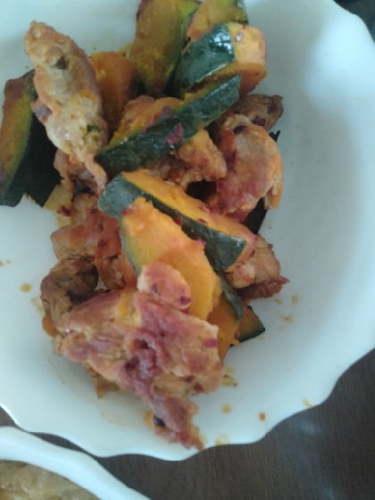 豚こま肉と南瓜のコチュジャン炒め