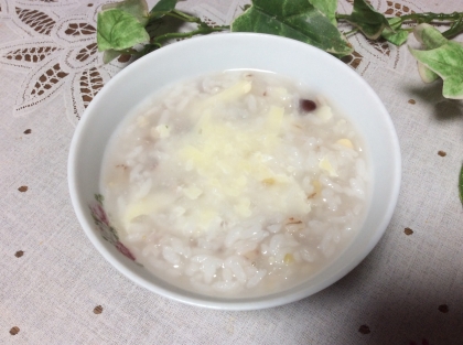 今ハマってる雑穀米で作りました♡体調は絶好調よ〜(^ ^)夫はお粥を食べると食欲スイッチが入ります笑ビッグさんの胃腸は大丈夫？？