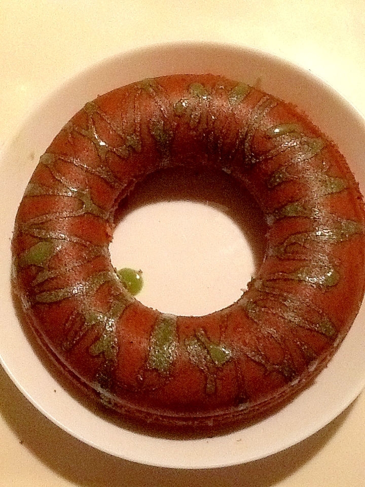 緑のリングケーキ